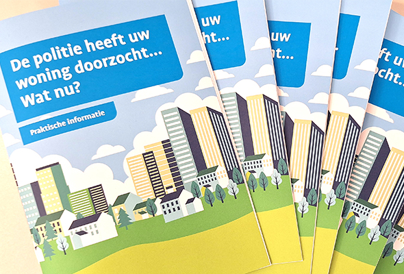 De folder doorzoeking woning.