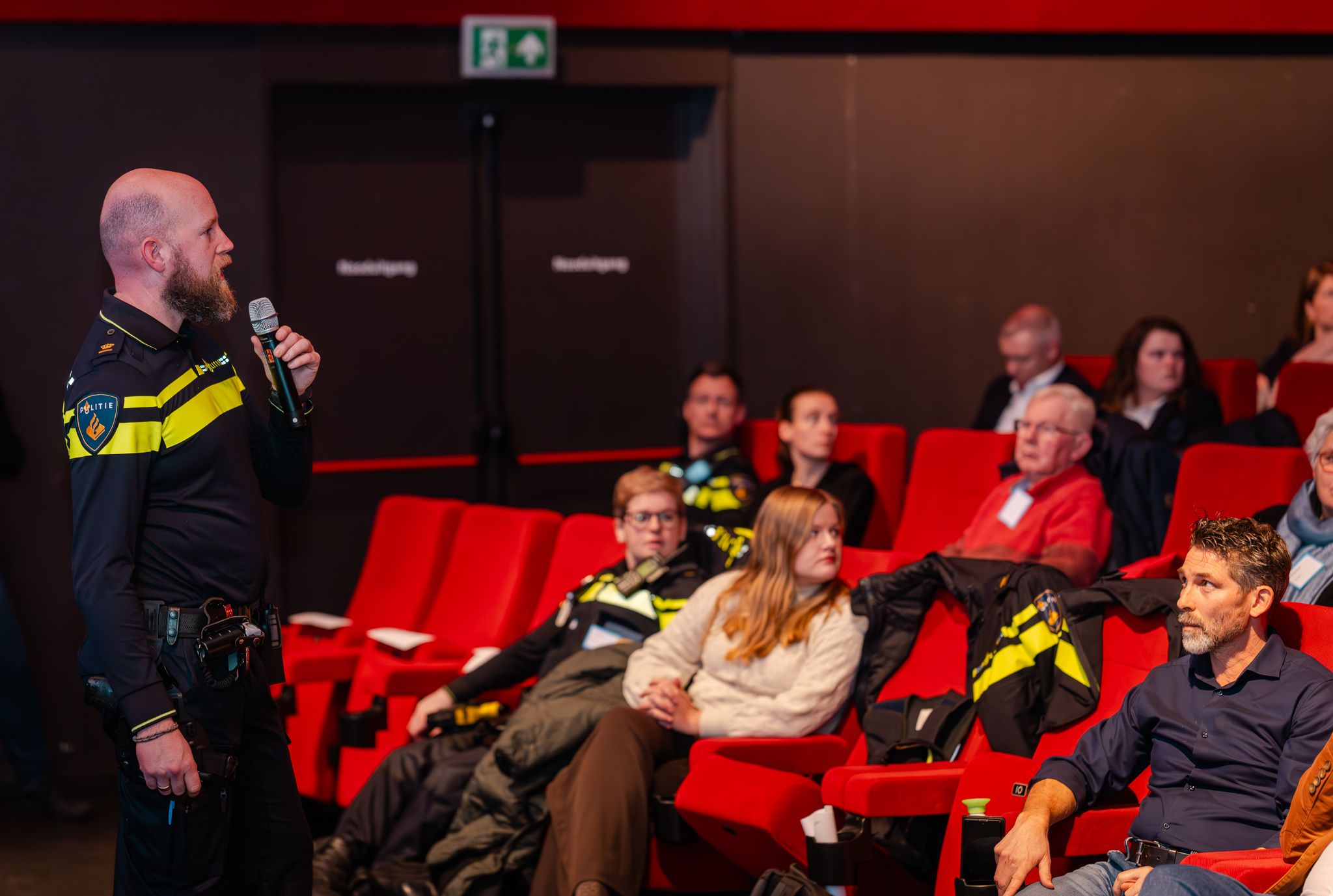 Cyberweerbaarheid senioren: première interactieve film