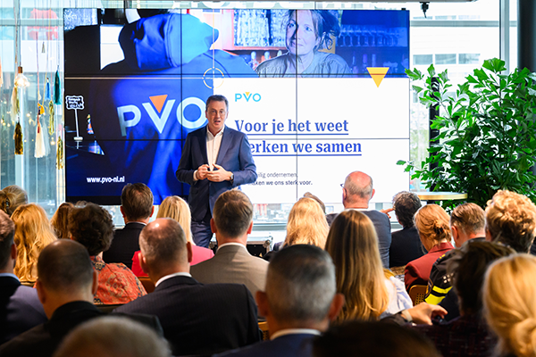 CCV-directeur Patrick van de Brink spreekt op de opening van de Week van de Veiligheid